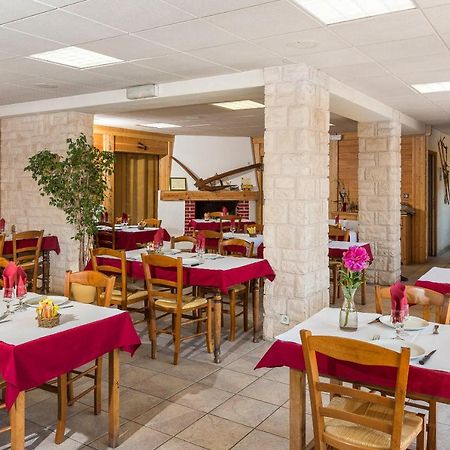 Hotel Restaurant Le Chamois 昂塞勒 外观 照片