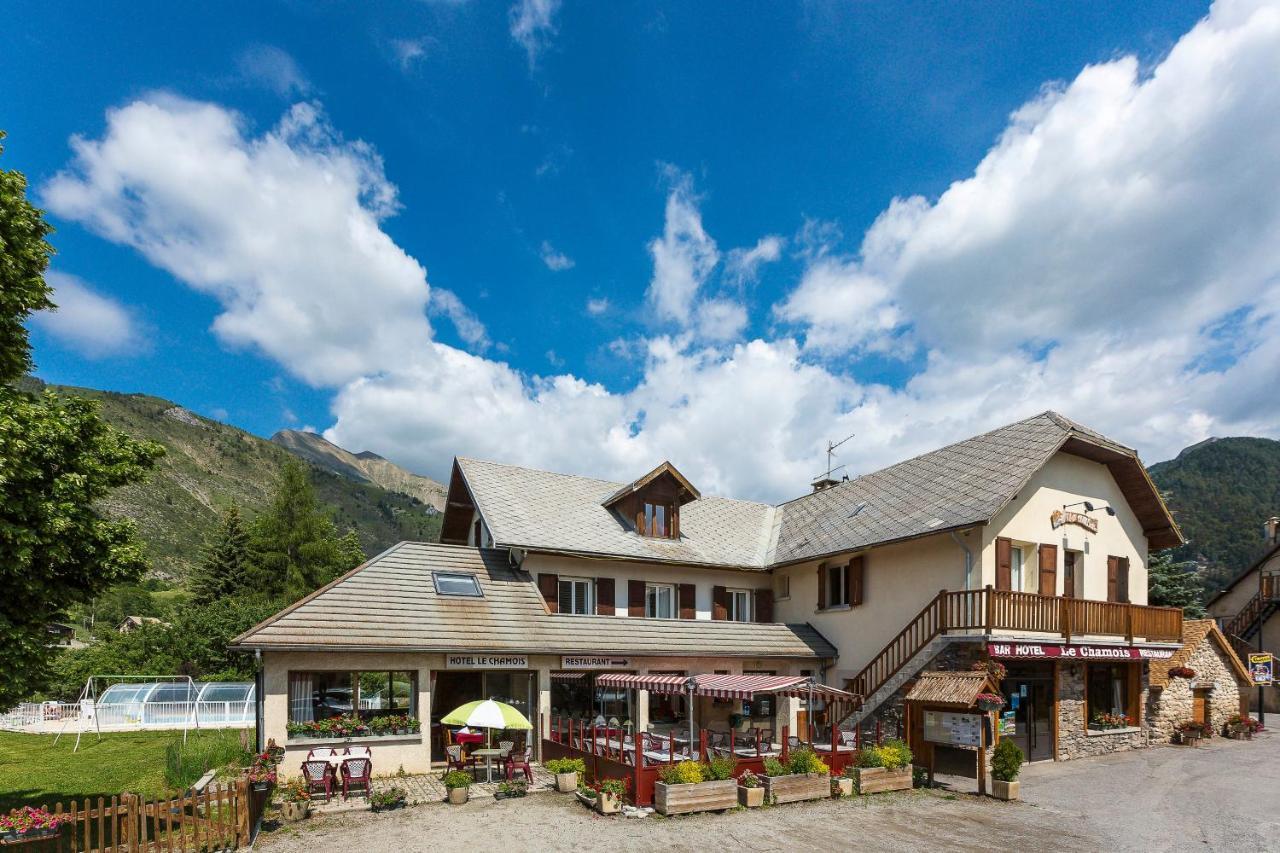 Hotel Restaurant Le Chamois 昂塞勒 外观 照片